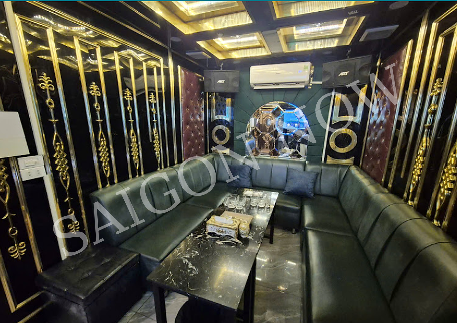 saigon_now_carousel_upscaled_02 - 복사본